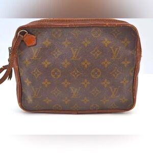 AUTHENTIC VINTAGE LOUIS VUITTON MONOGRAM POCHETTE l CLUTCH